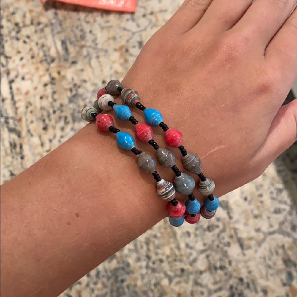Recycled paper beads ♻️ stretchy bracelet